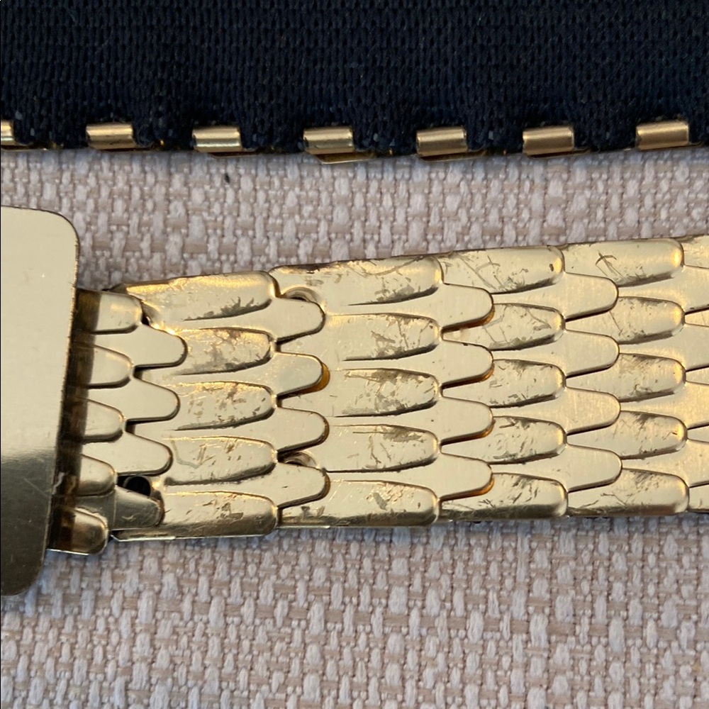 Vintage Gold Belt - Picture 5 of 13